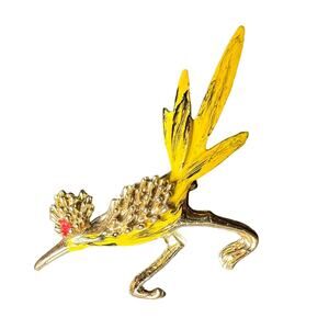 Vintage road runner Bird pin brooch gold tone